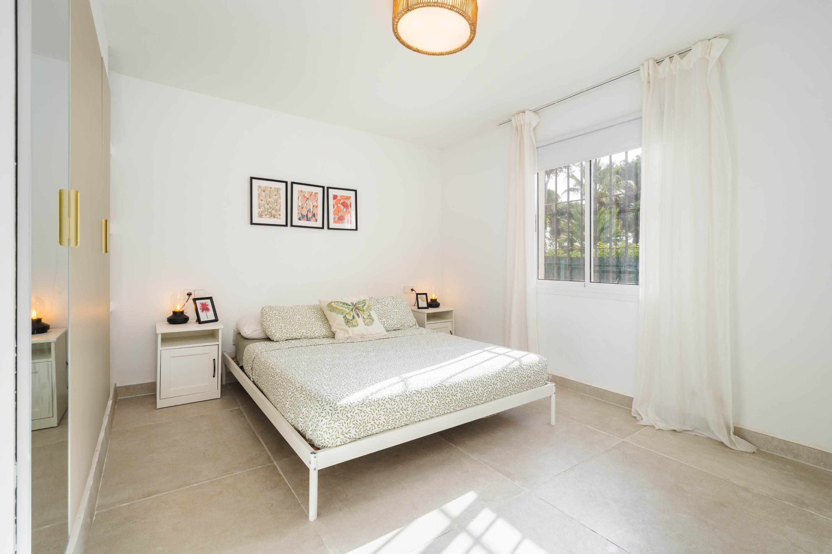 4 Bedroom Townhouse in Estepona - Photo 24