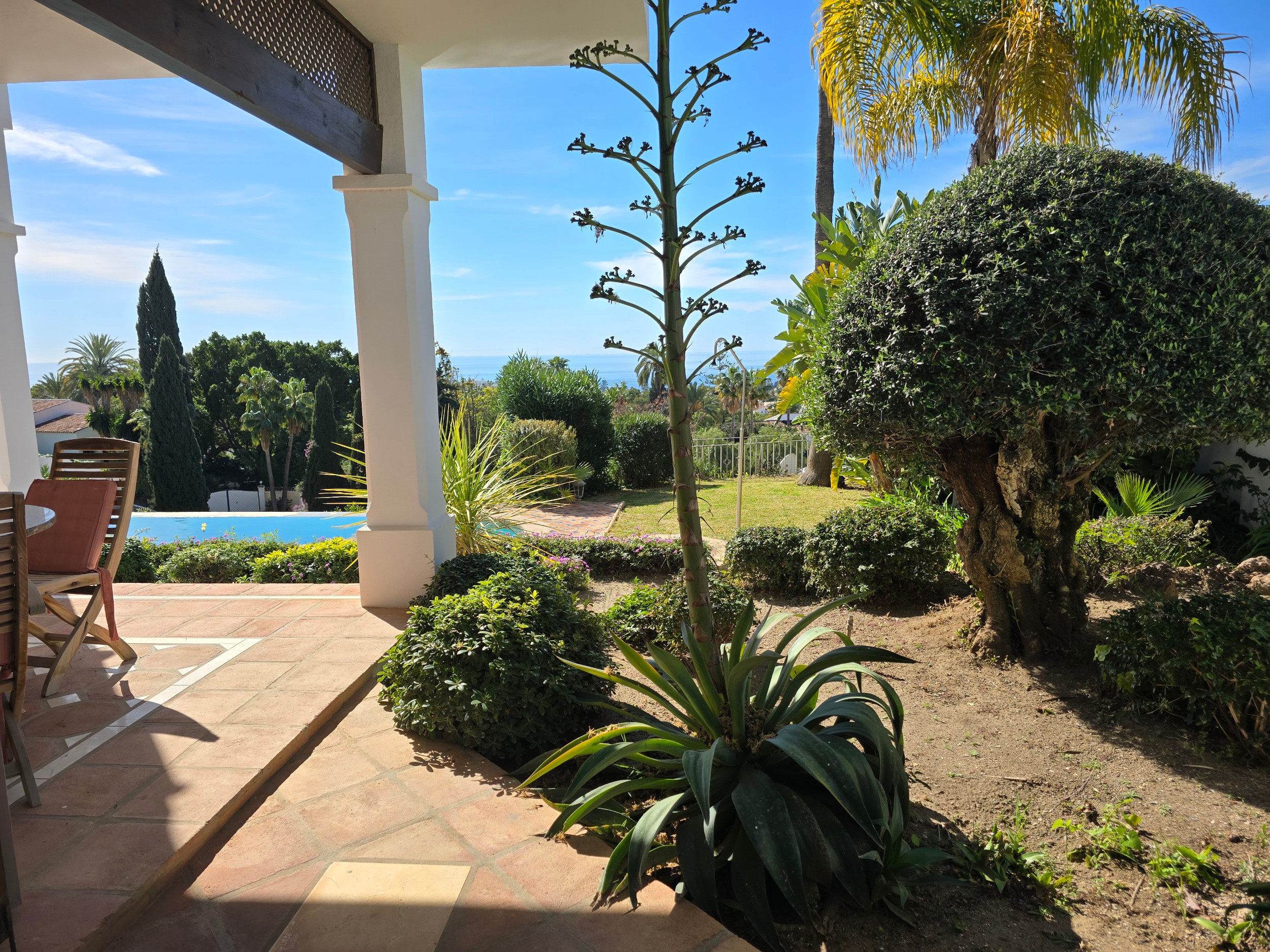 4 Bedroom Villa in Marbella - Photo 32