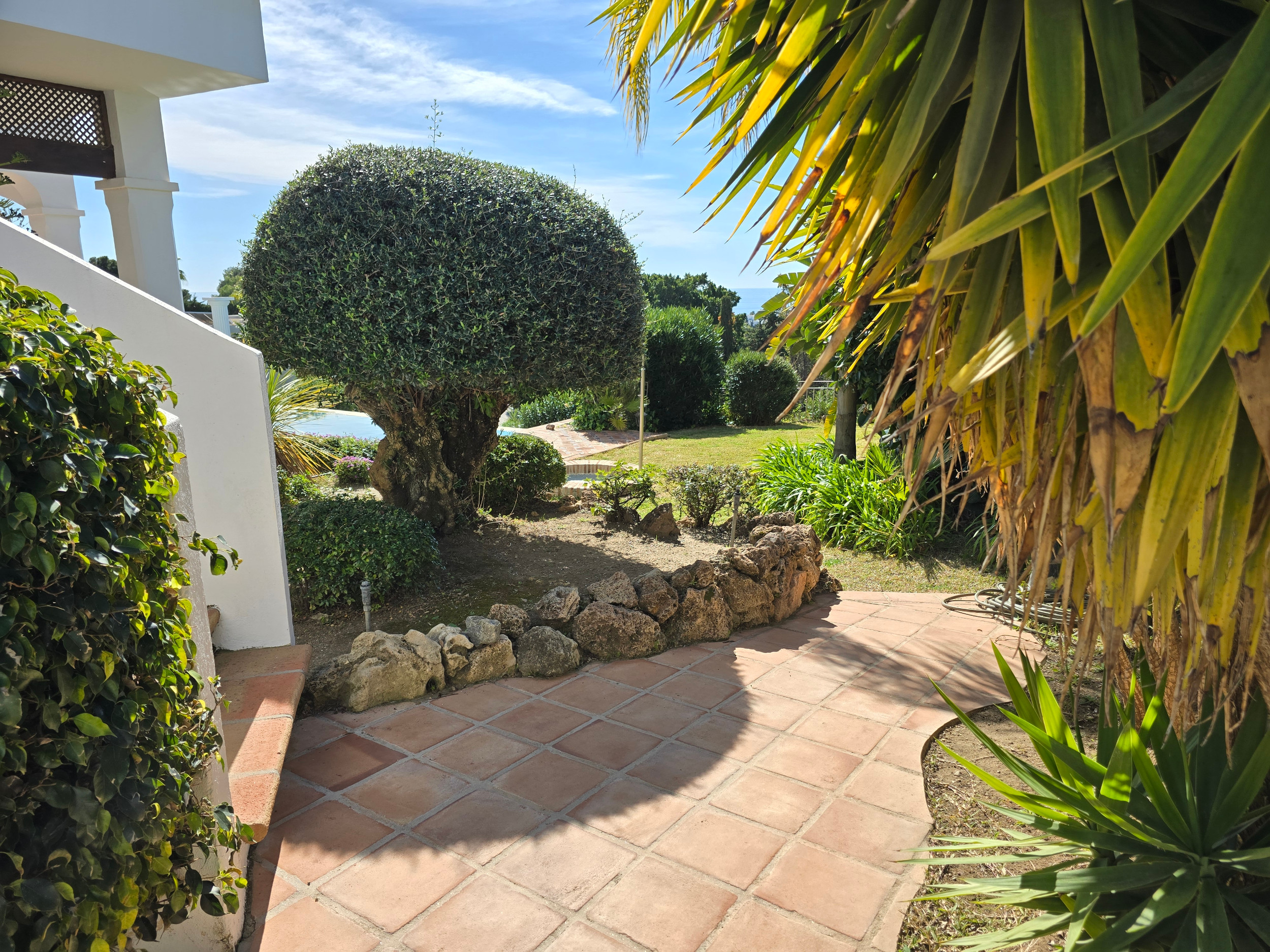 4 Bedroom Villa in Marbella - Photo 35
