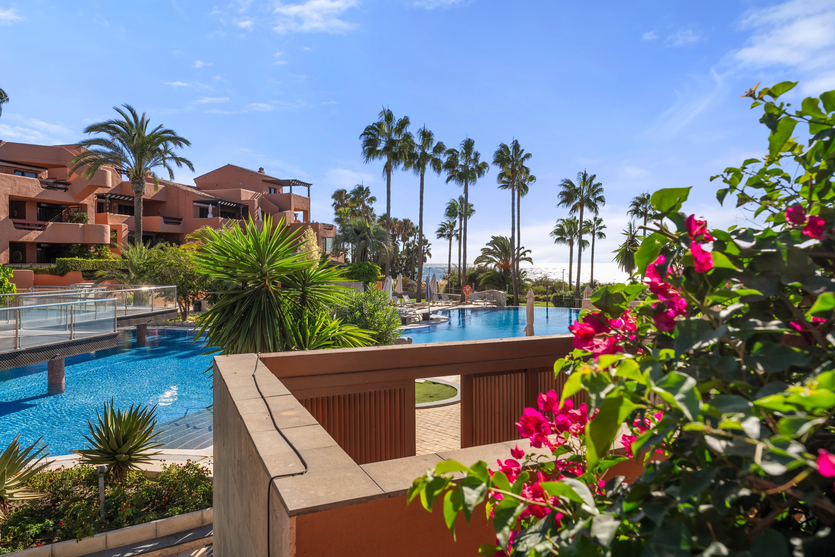 4 Bedroom Apartment in Estepona - Photo 27