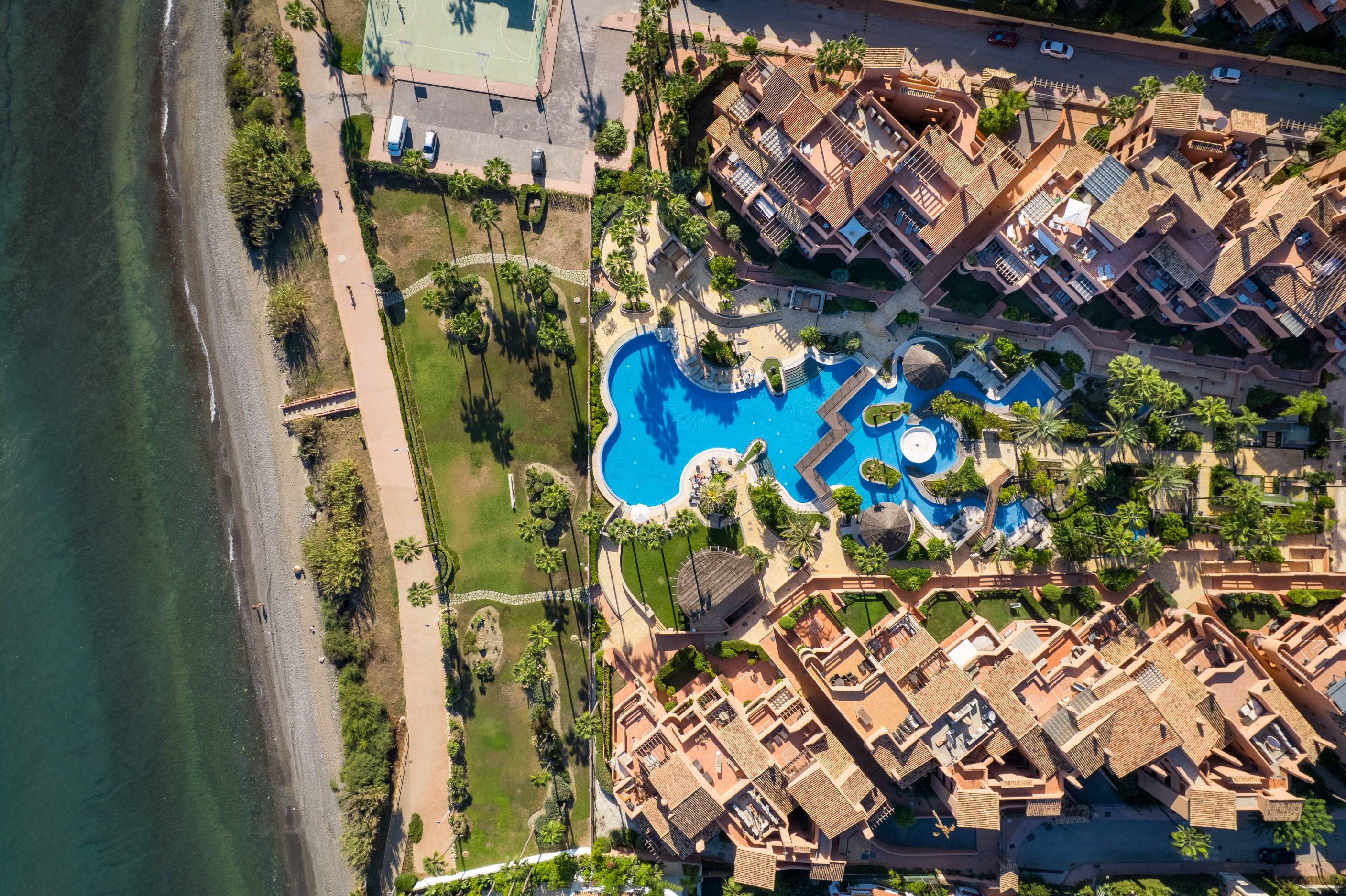 4 Bedroom Apartment in Estepona - Photo 29