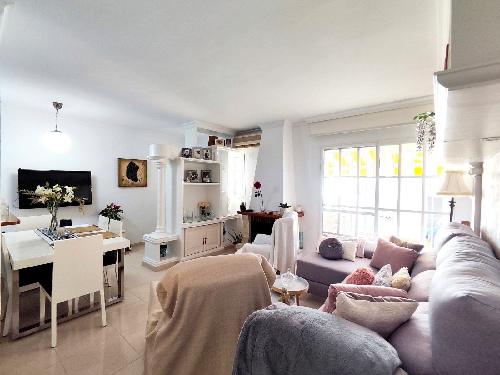 3 Bedroom Townhouse in Benalmádena - Photo 5