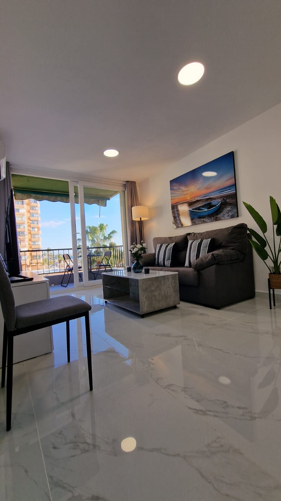 2 Bedroom Apartment in Fuengirola - Foto 7