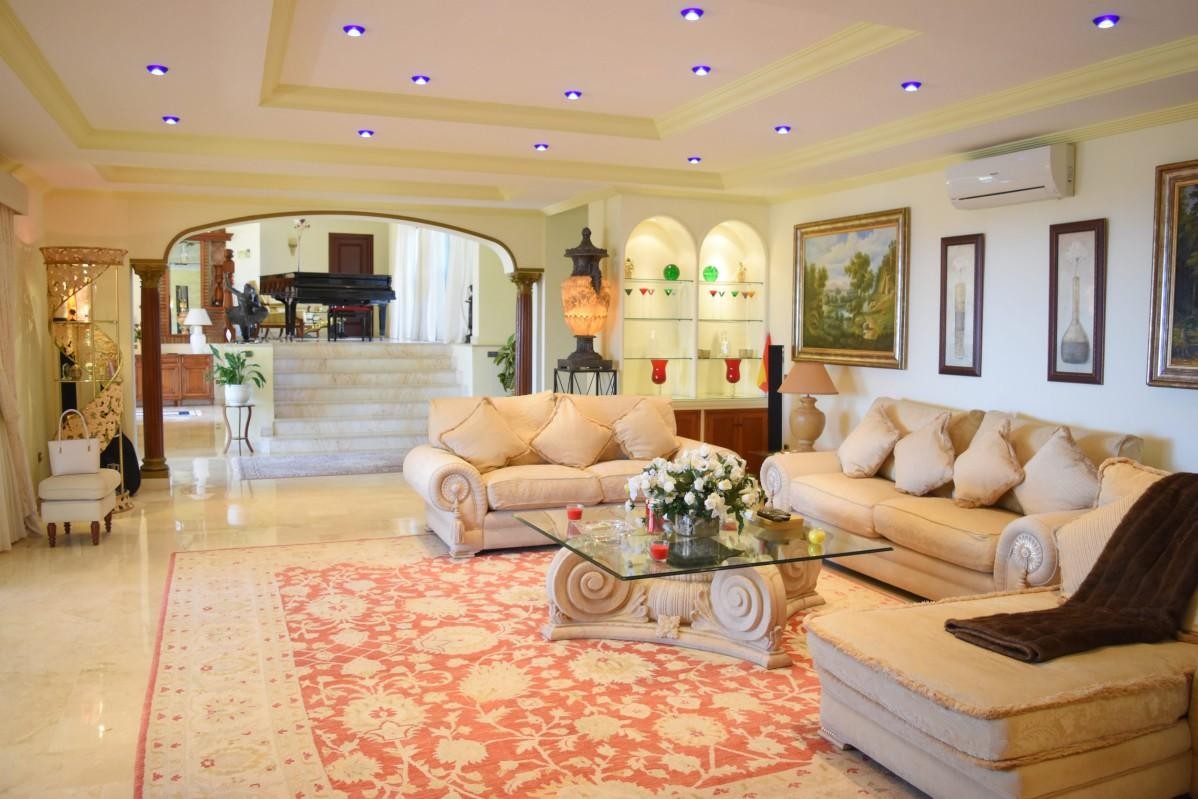7 Bedroom Villa in Benalmádena - Foto 5