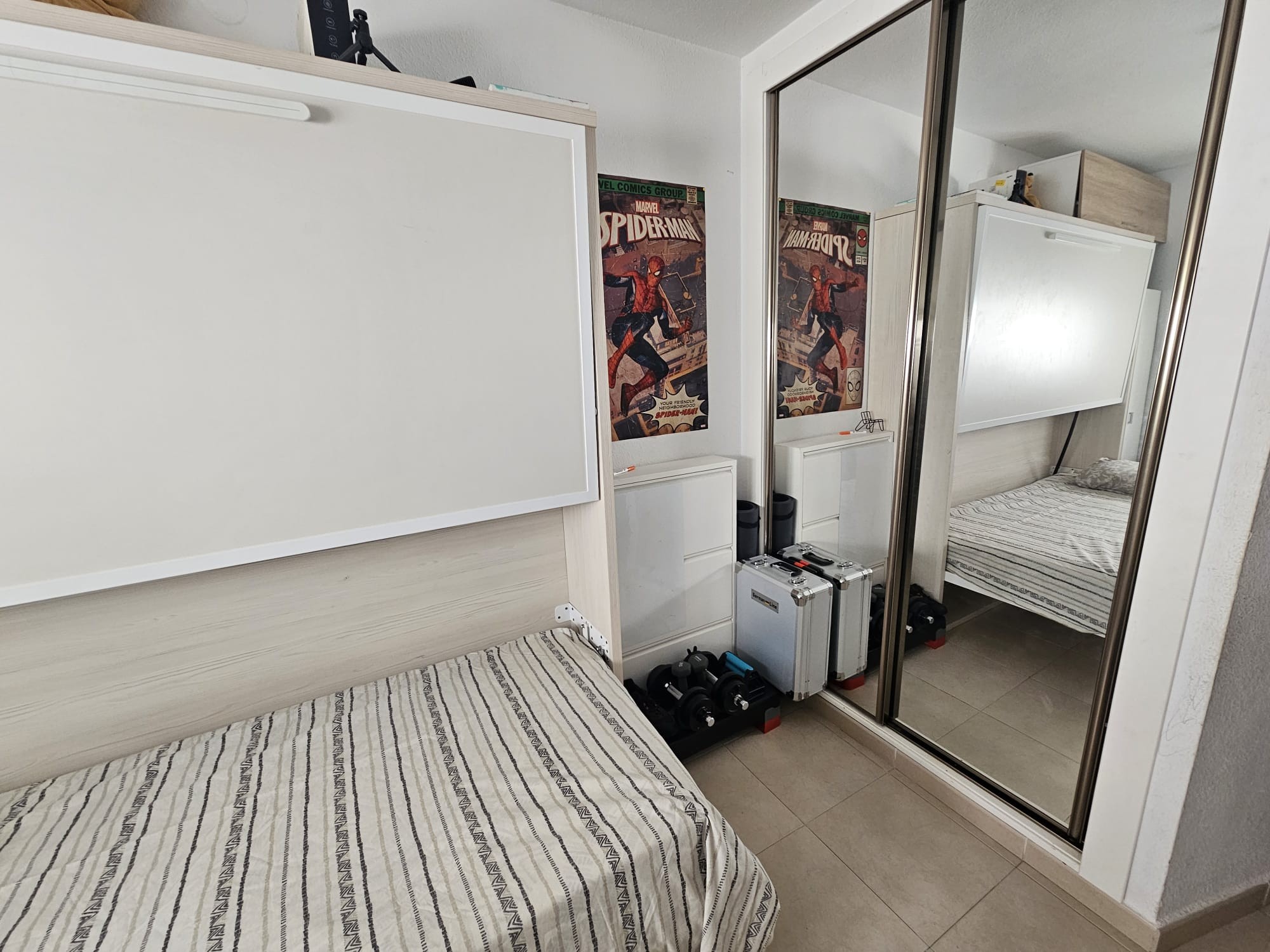 2 Bedroom Apartment in Torremolinos - Photo 2