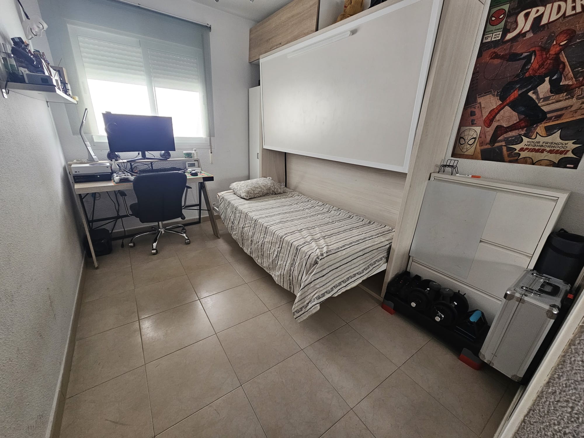2 Bedroom Apartment in Torremolinos - Photo 5