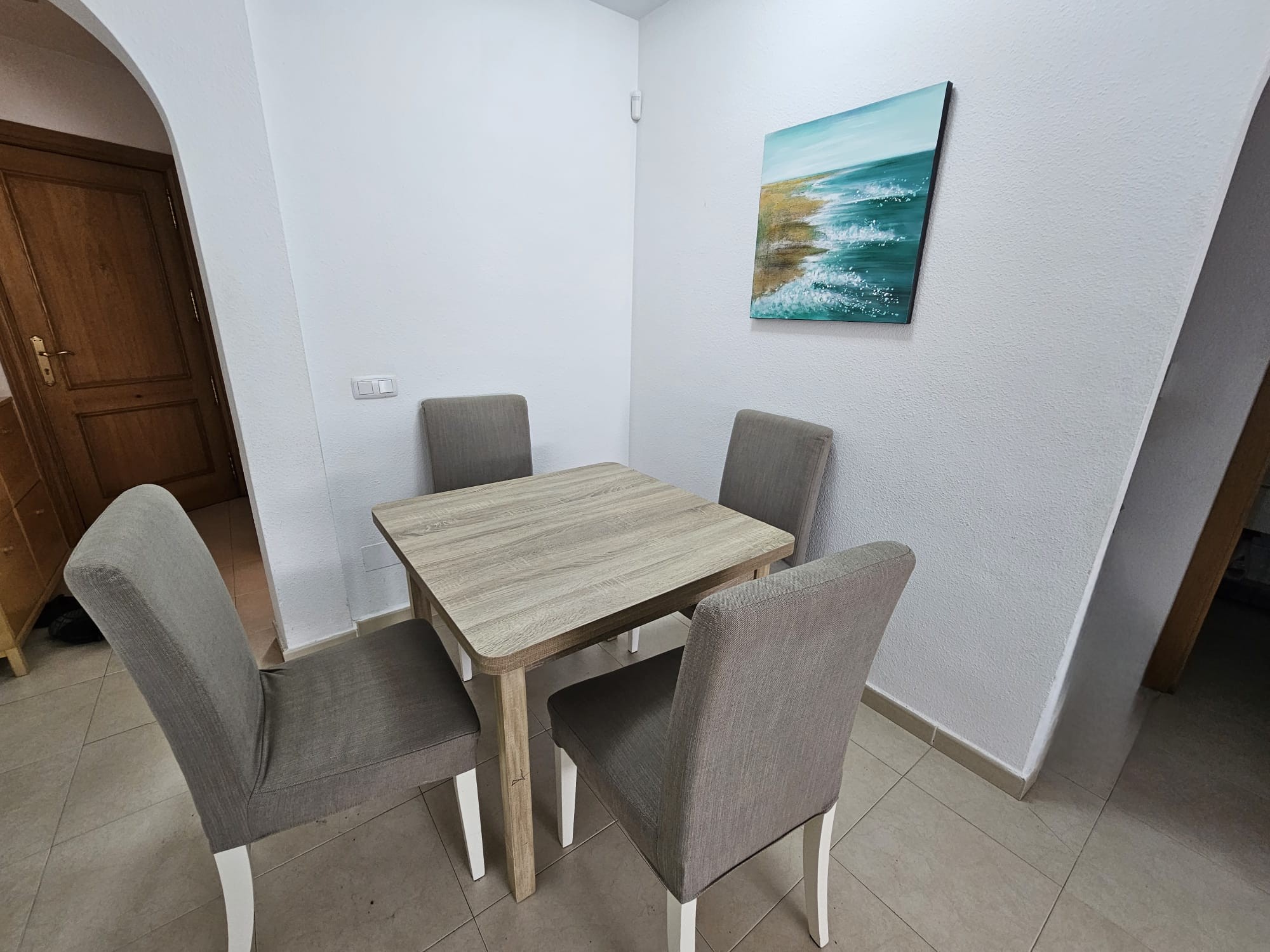 2 Bedroom Apartment in Torremolinos - Photo 9
