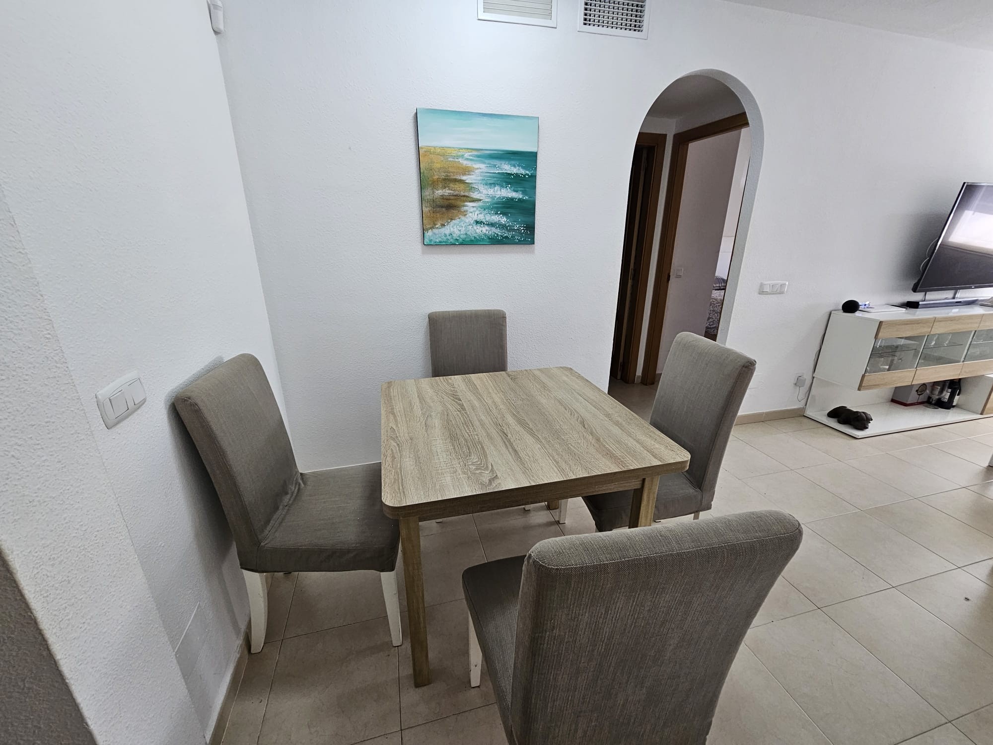 2 Bedroom Apartment in Torremolinos - Photo 8