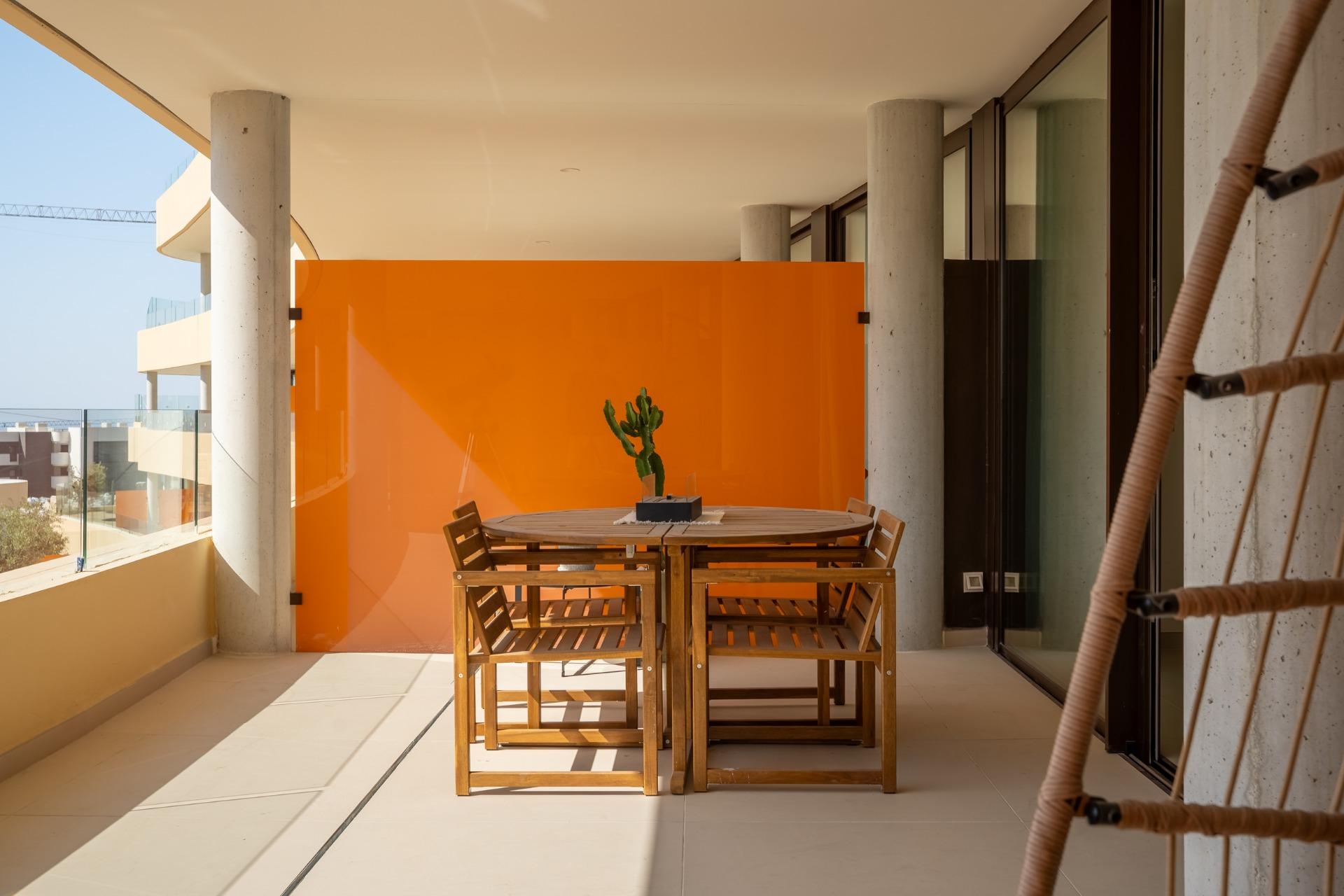 2 Bedroom Apartment in Fuengirola - Photo 19