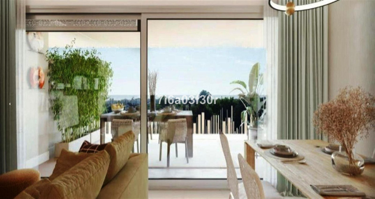 4 Bedroom Penthouse in San Pedro de Alcántara - Photo 17