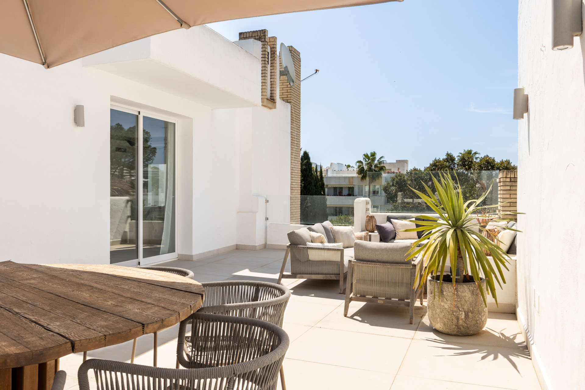 3 Bedroom Apartment in Marbella - Foto 2