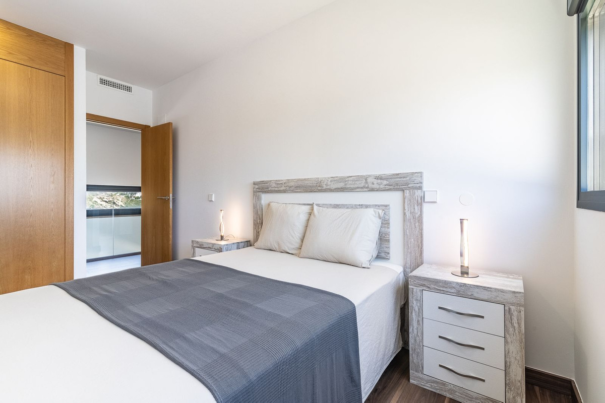 4 Bedroom Villa in Manilva - Photo 16