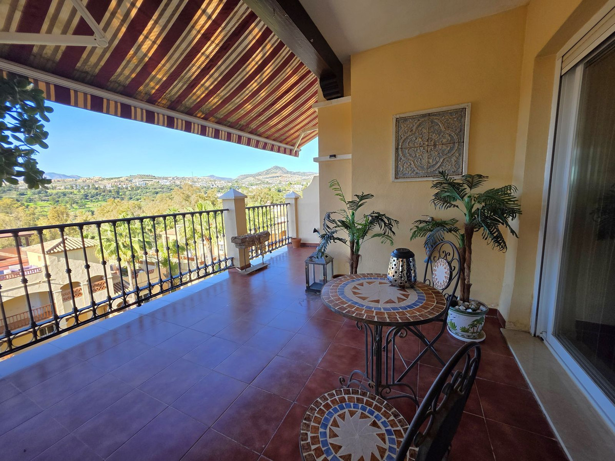 2 Bedroom Apartment in Estepona - Photo 21