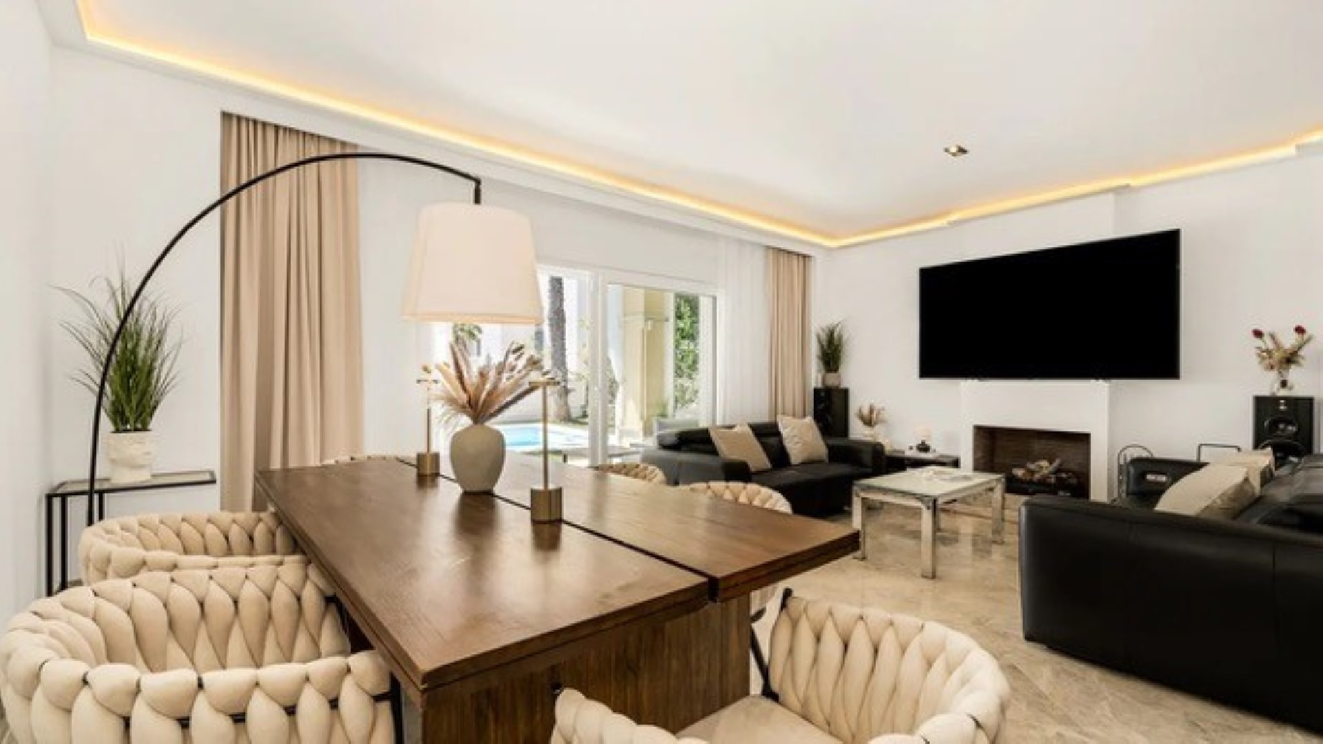 4 Bedroom Villa in Marbella - Photo 8