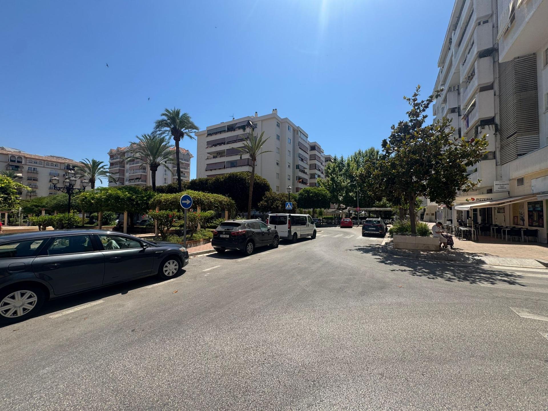 3 Bedroom Apartment in Fuengirola - Photo 16