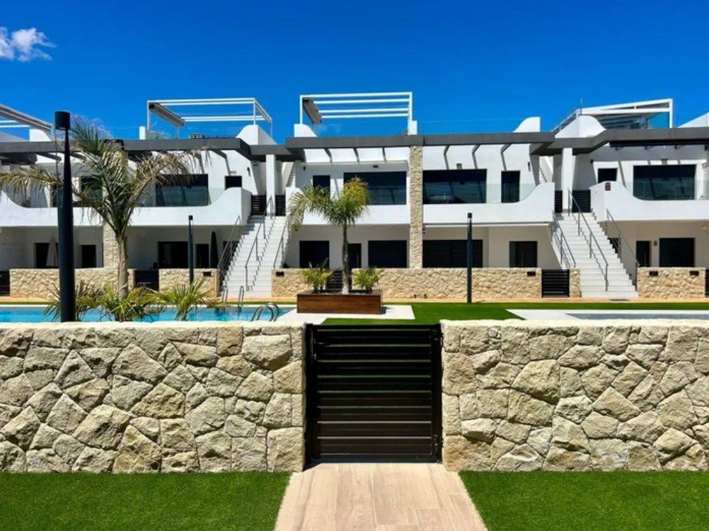Apartamento com 3 quartos com piscina em Alicante, Espanha – Foto 21