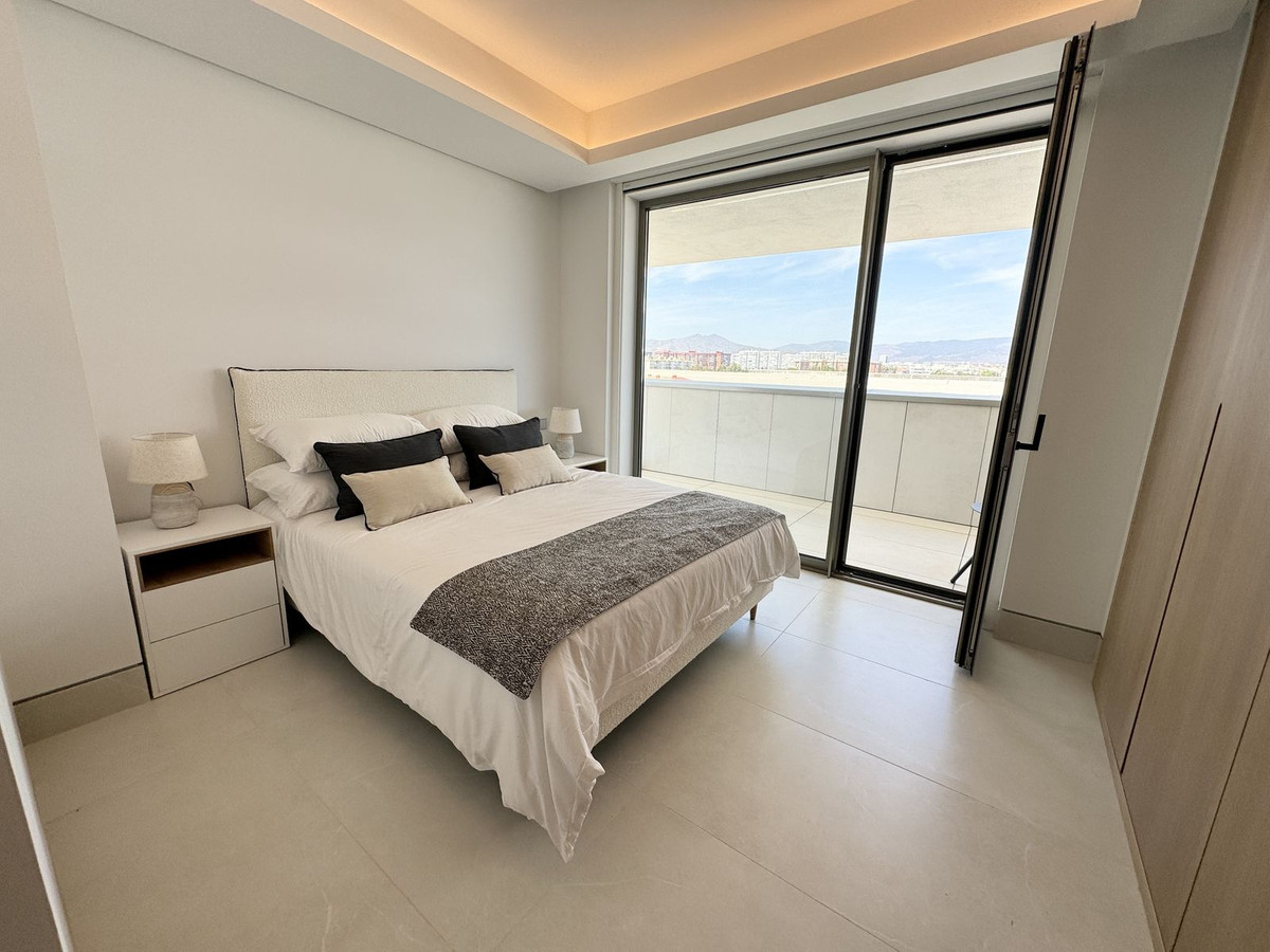 1 Bedroom Apartment in Málaga - Photo 16