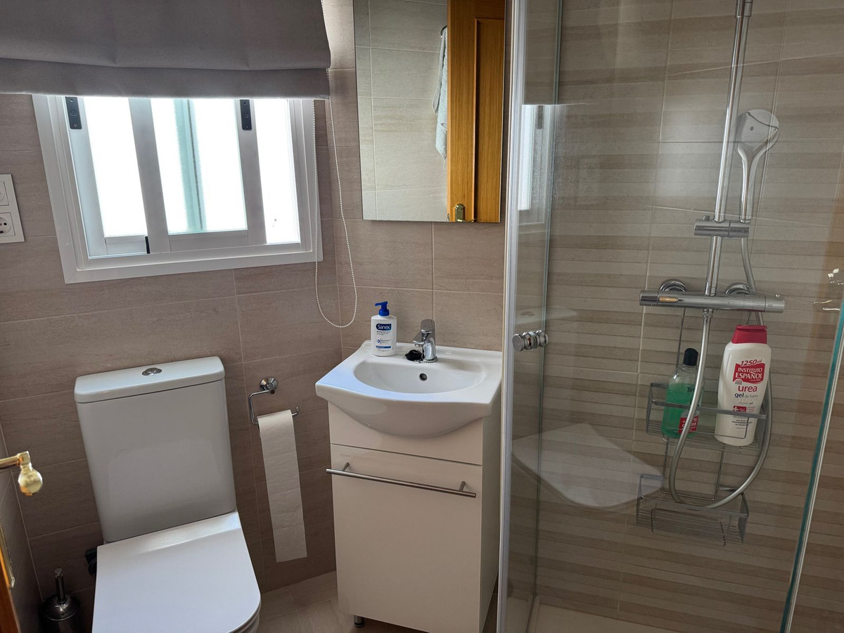 4 Bedroom Penthouse in Estepona - Foto 6