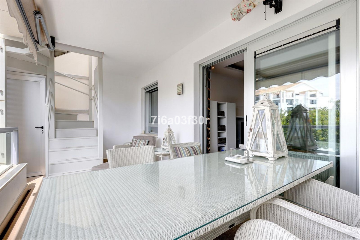 3 Bedroom Penthouse in San Pedro de Alcántara - Photo 4