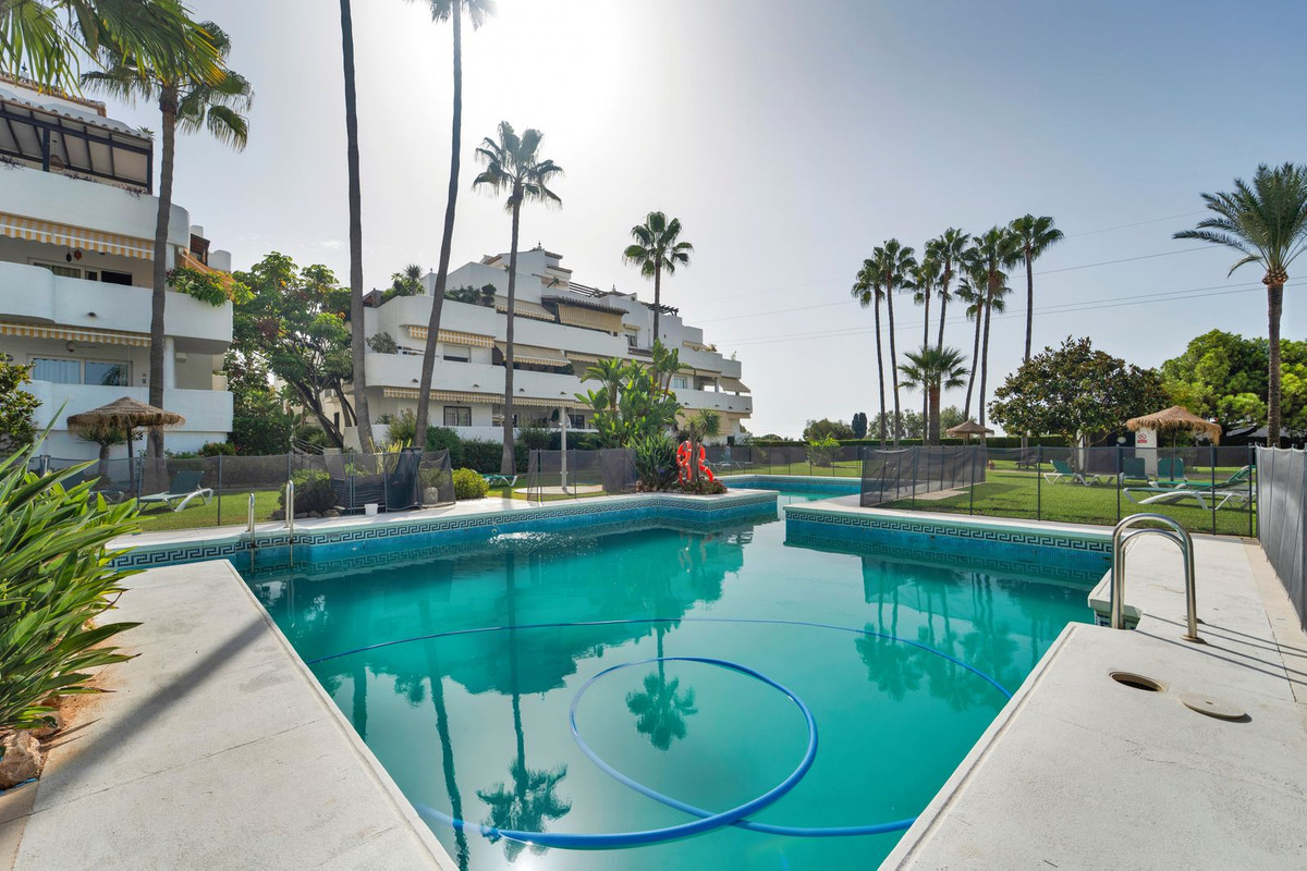 3 Bedroom Apartment in Marbella - Photo 20