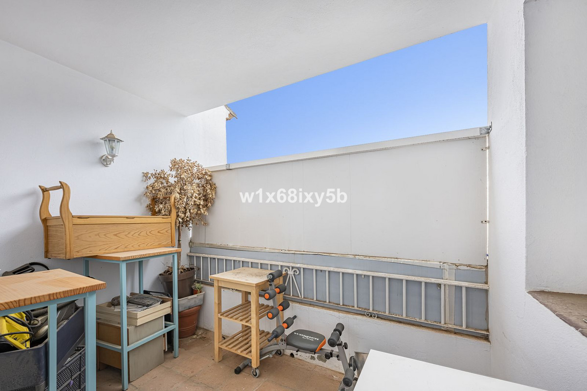 1 Bedroom Townhouse in Benahavís - Photo 29