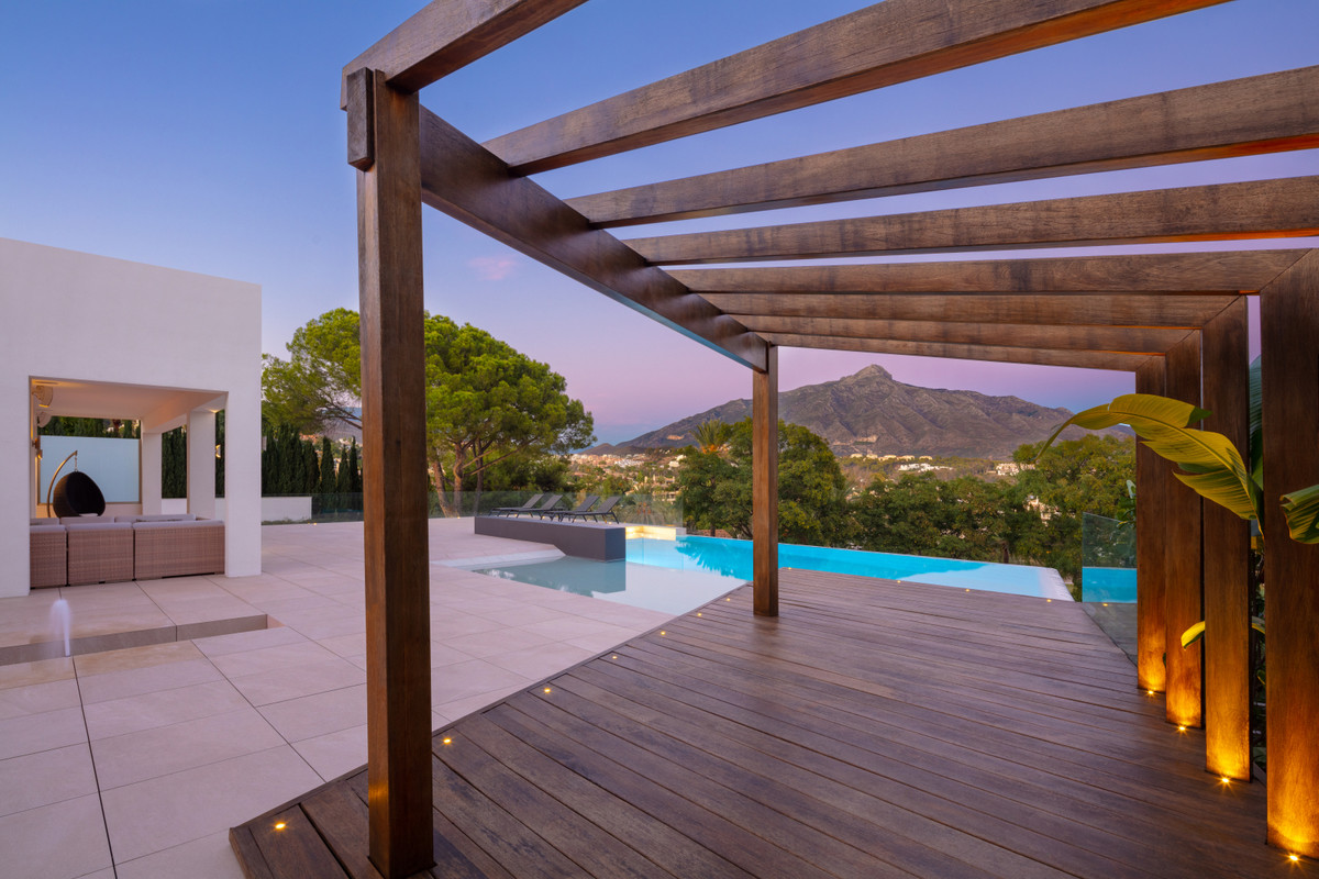 6 Bedroom Villa in Marbella - Photo 21