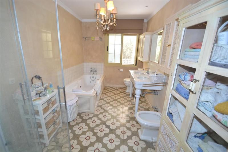 5 Bedroom Villa in San Pedro de Alcántara - Foto 26