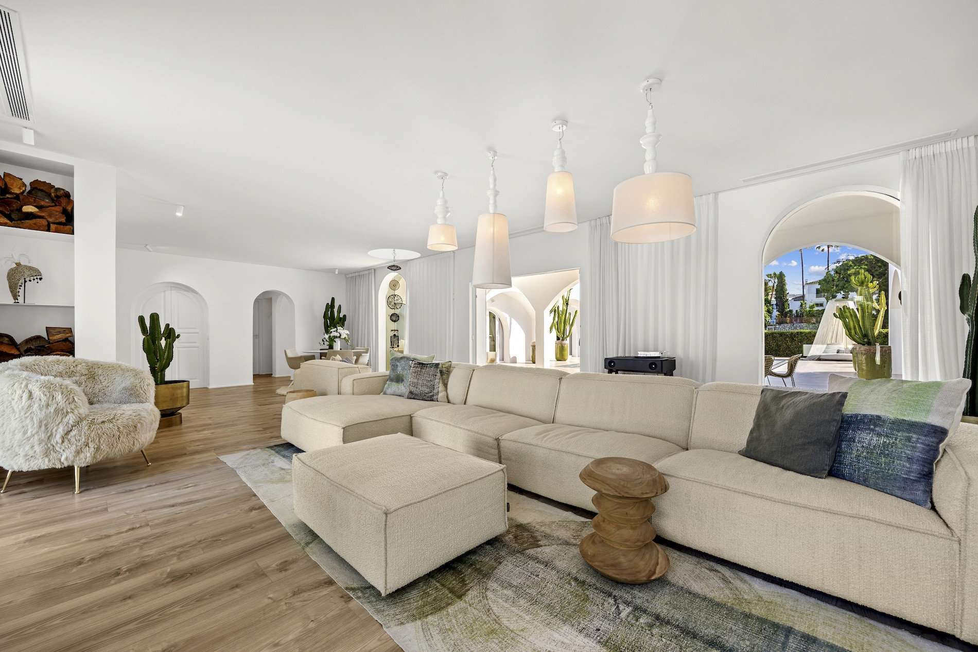 5 Bedroom Villa in San Pedro de Alcántara - Photo 7