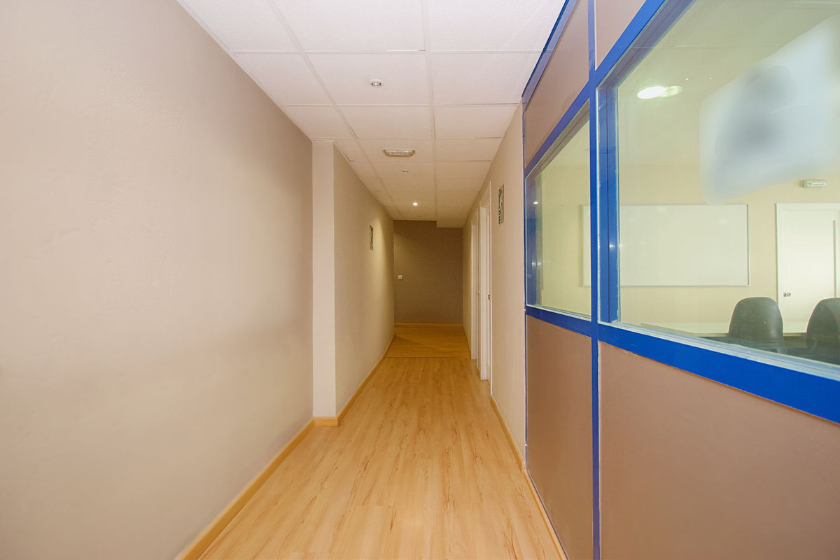 Locale commerciale a Malaga, Spagna – Foto 18