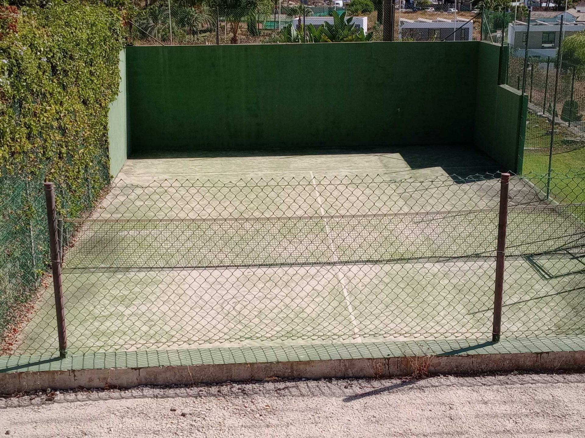 4 Bedroom Townhouse in Estepona - Фото 21