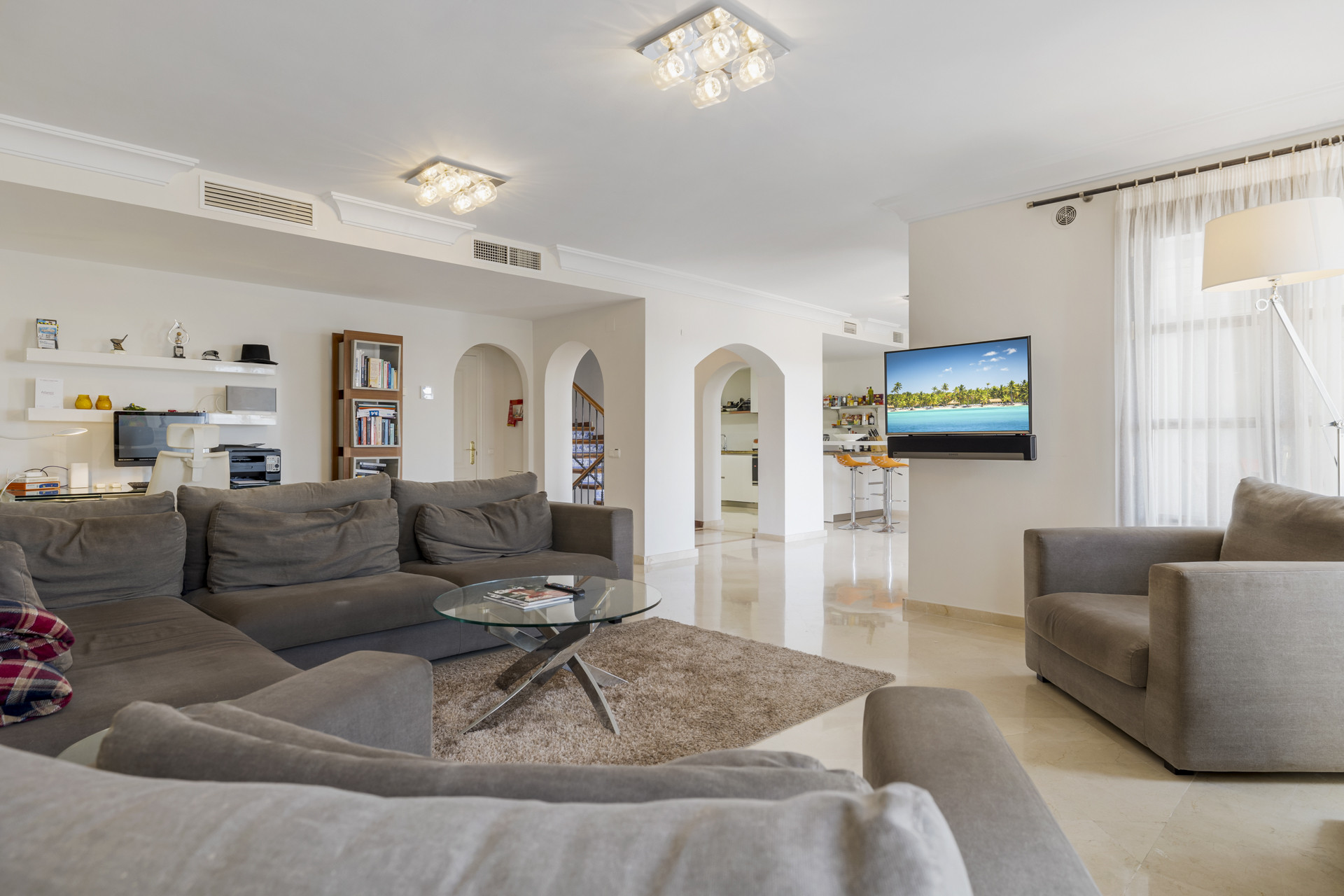 5 Bedroom Townhouse in Benahavís - Foto 4