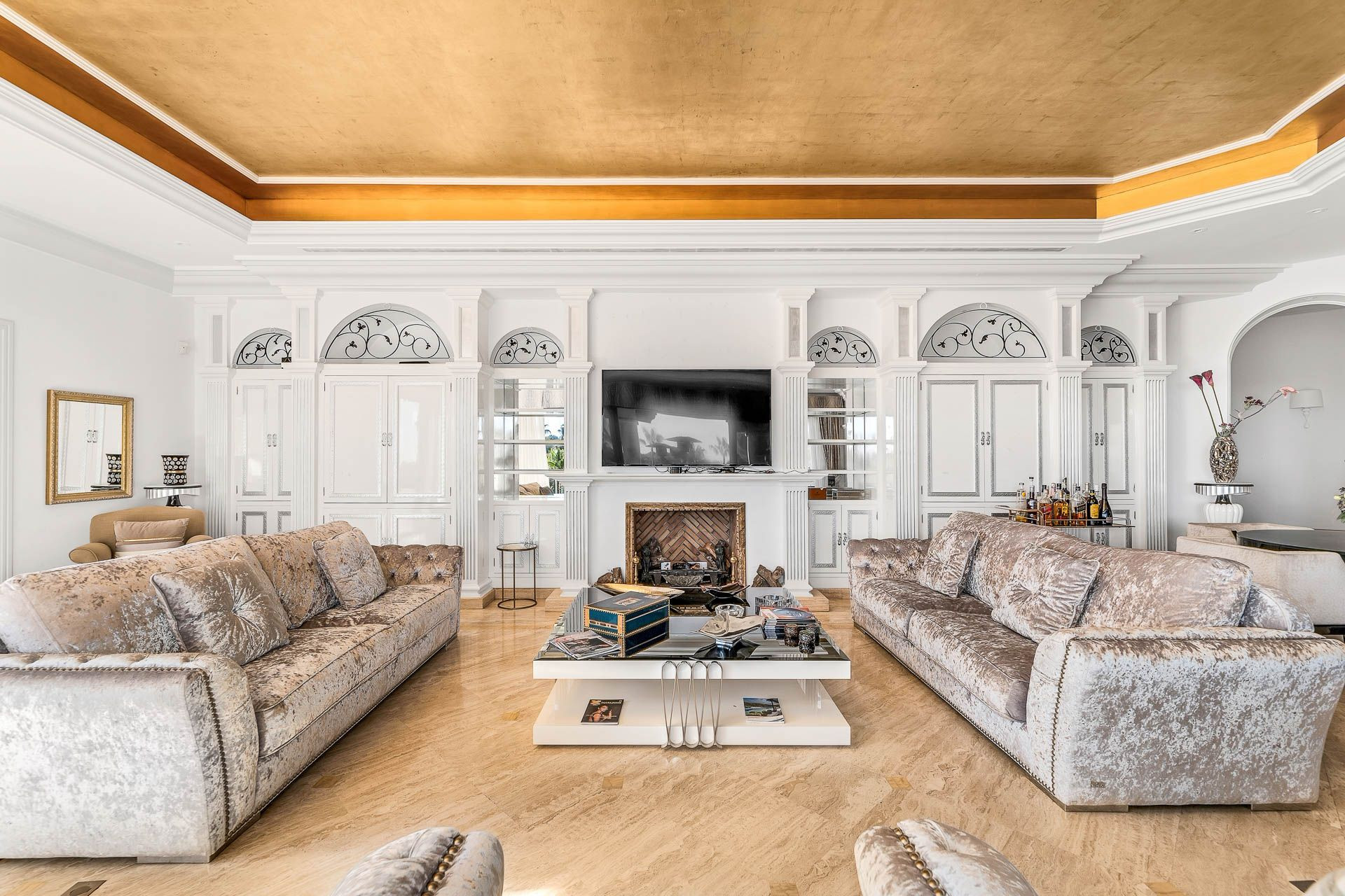 16 Bedroom Villa in Benahavís - Foto 5
