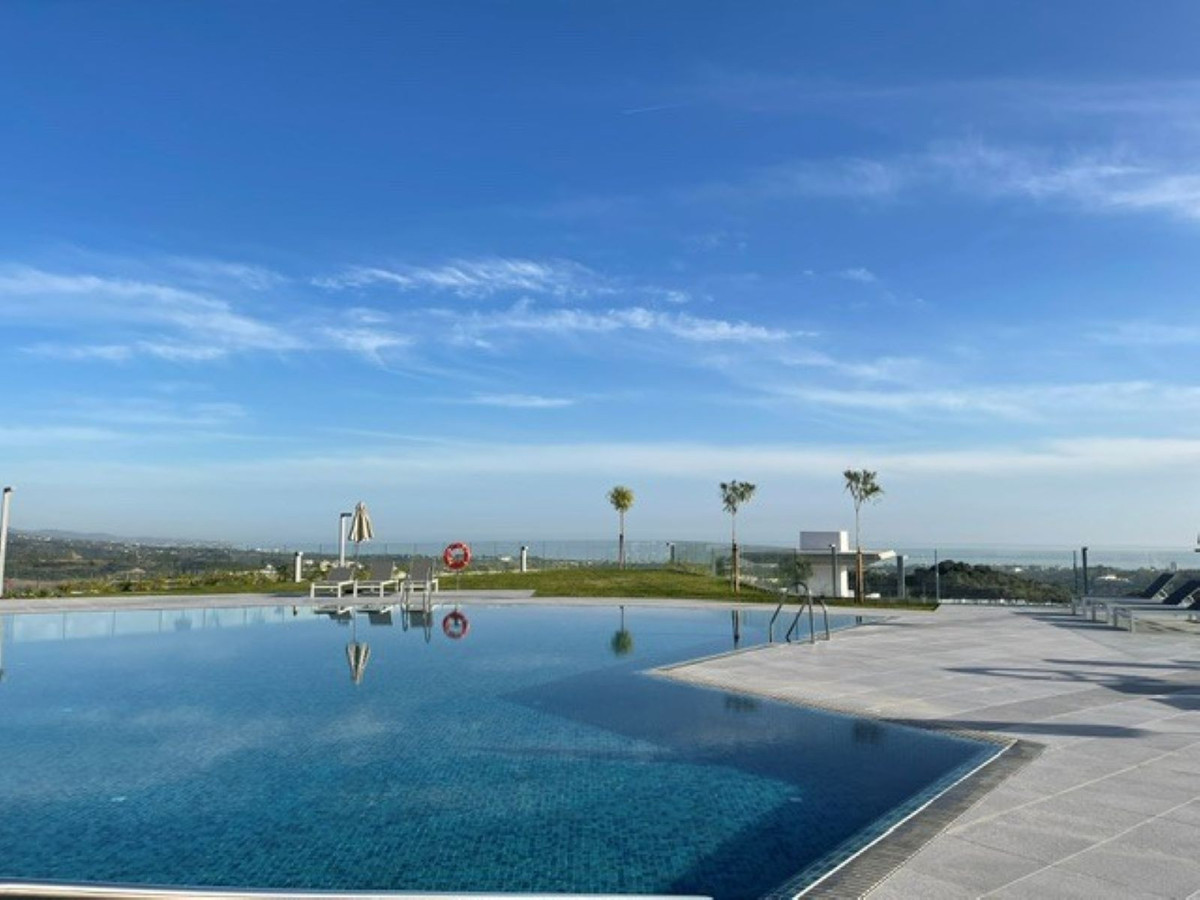 3 Bedroom Apartment in Benahavís - Photo 36