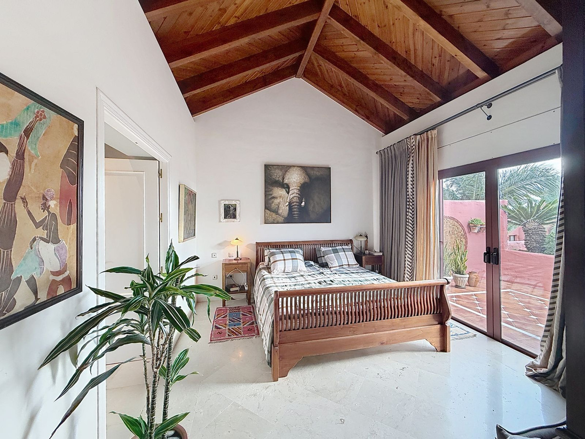 3 Bedroom Penthouse in Estepona - Фото 22