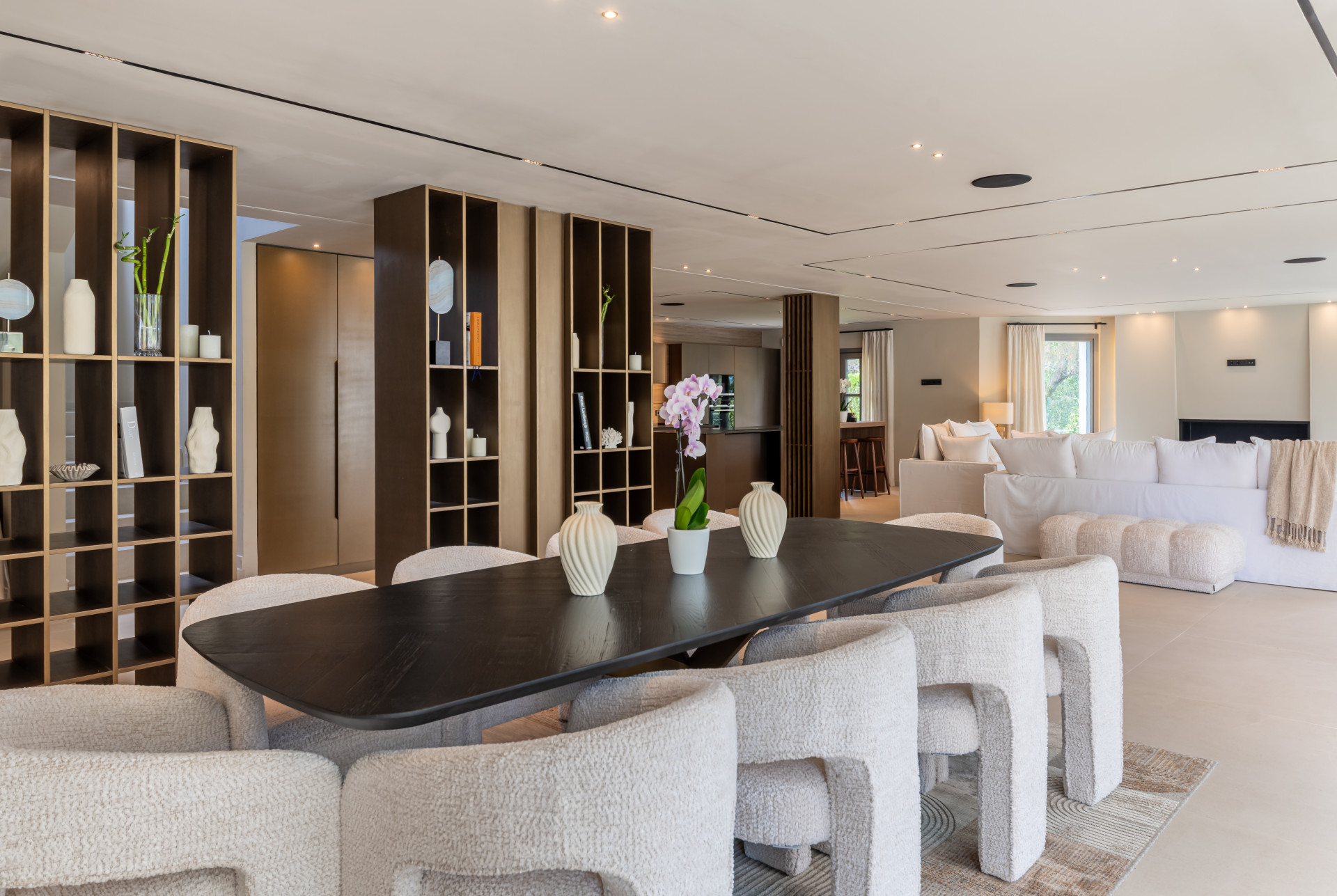 5 Bedroom Villa in Estepona - Photo 24