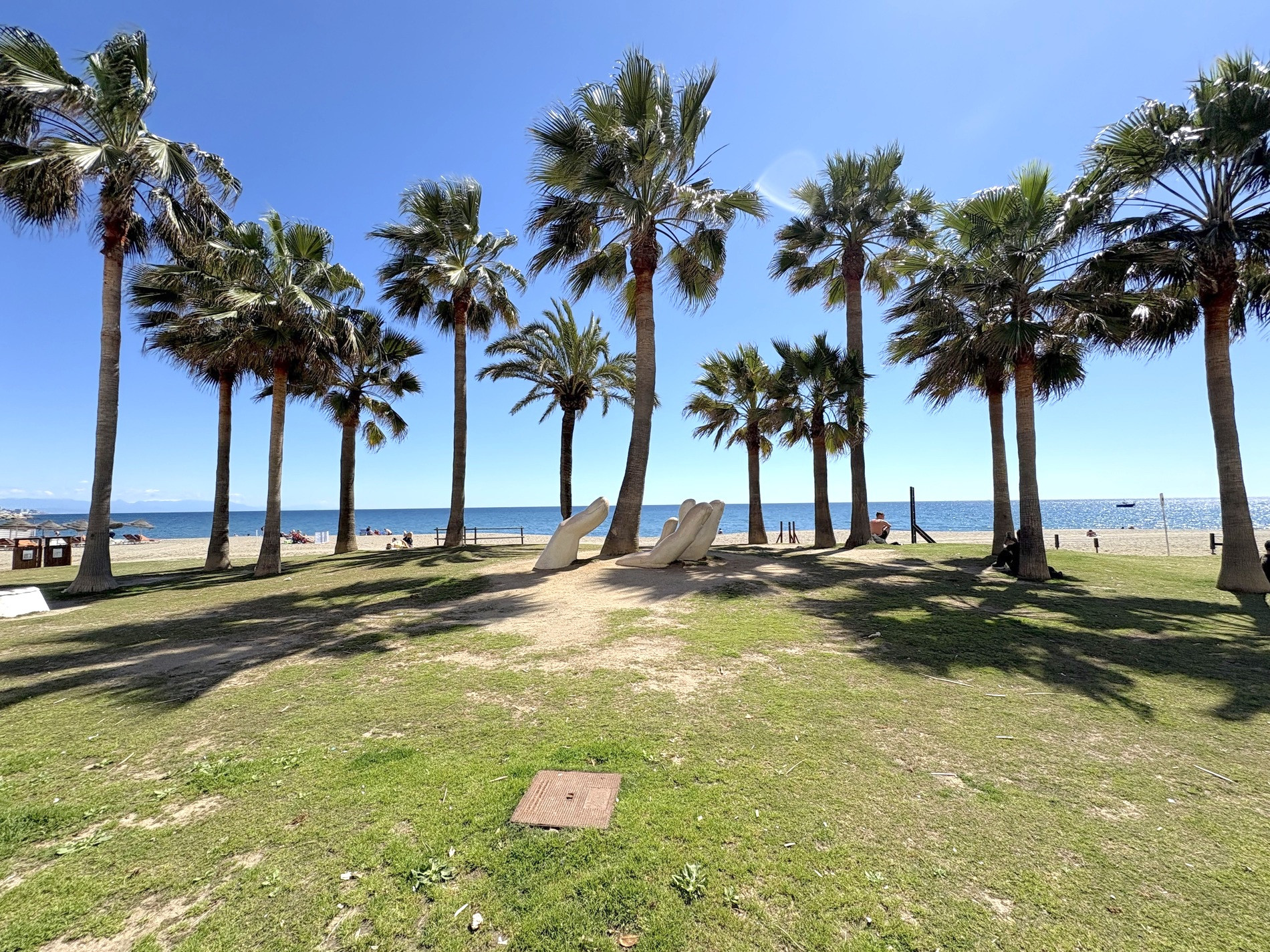 2 Bedroom Apartment in Fuengirola - Photo 18
