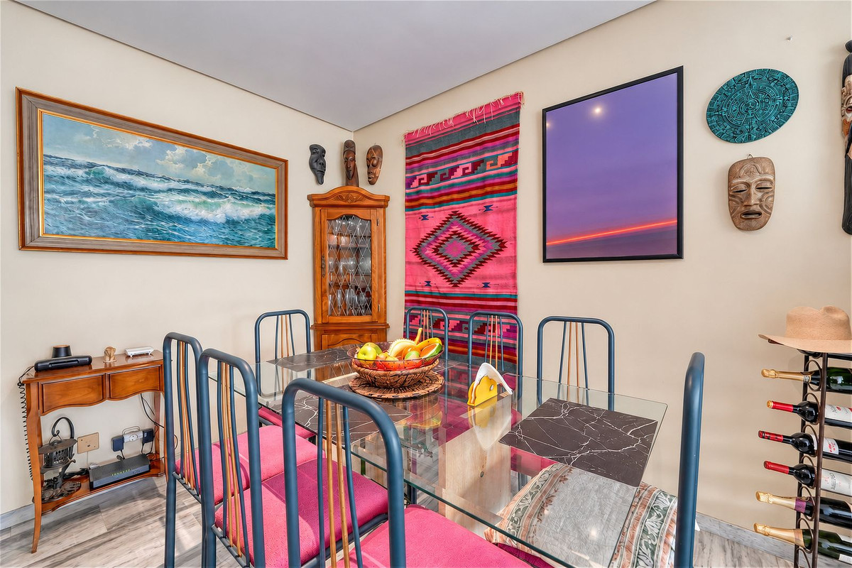 3 Bedroom Apartment in Marbella - Photo 12