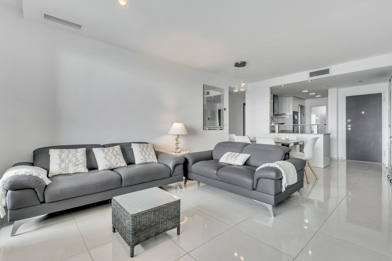 Apartamento com 3 quartos com vista mar em Alicante, Espanha – Foto 6