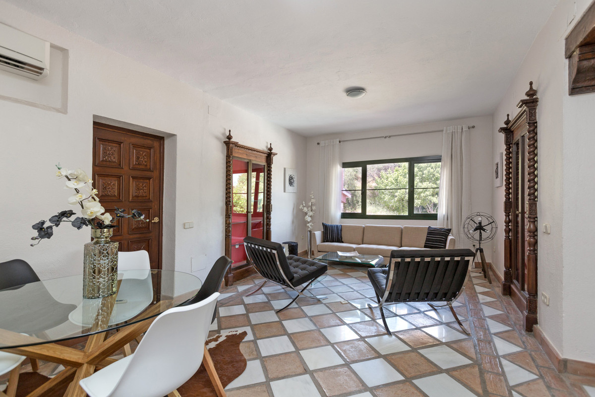 12 Bedroom Villa in Benahavís - Foto 17