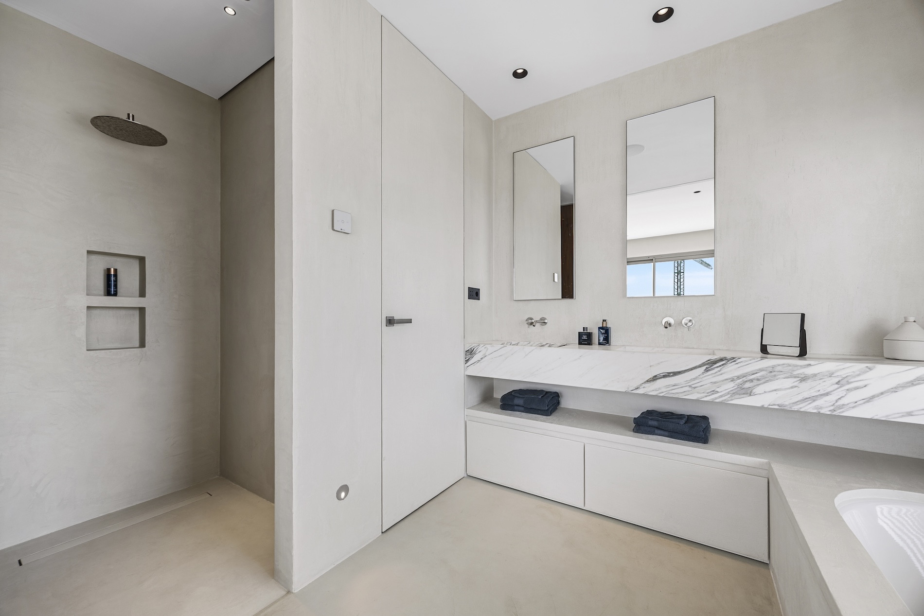 3 Bedroom Apartment in Benahavís - Photo 20
