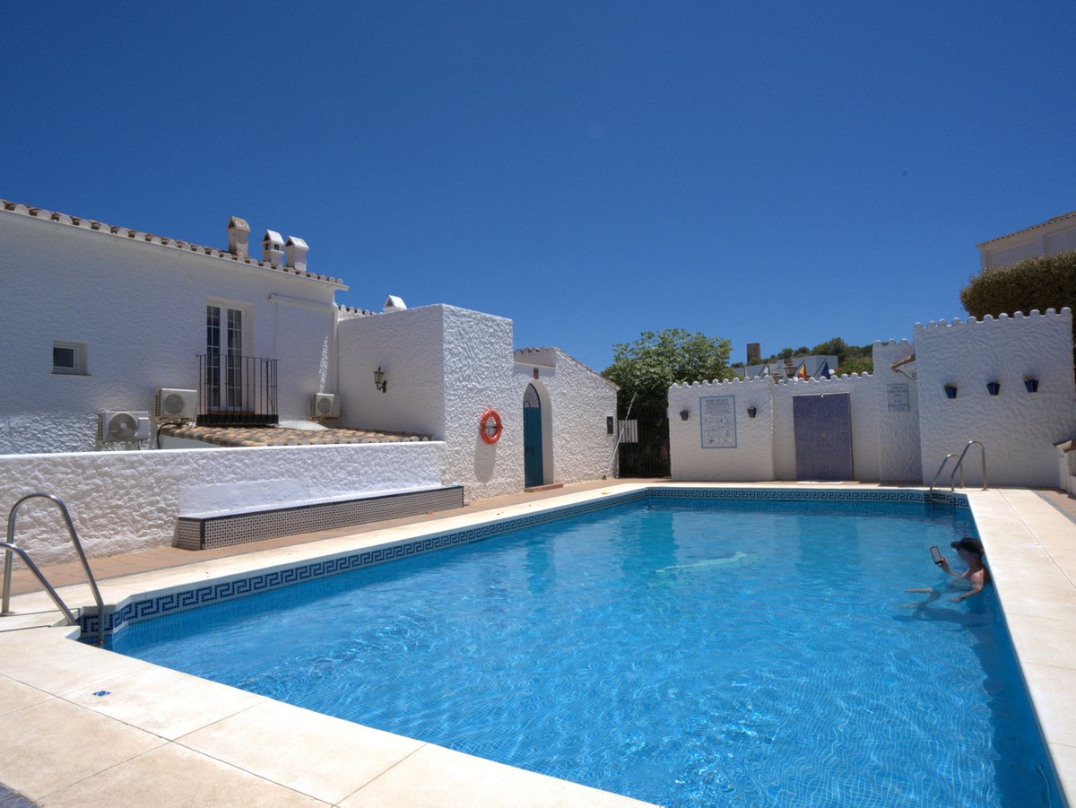 5 Bedroom Villa in Fuengirola - Photo 26