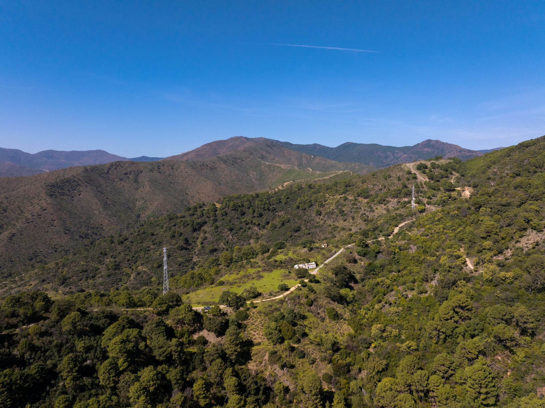 260,000 m² Plot in Benahavís - Photo 14