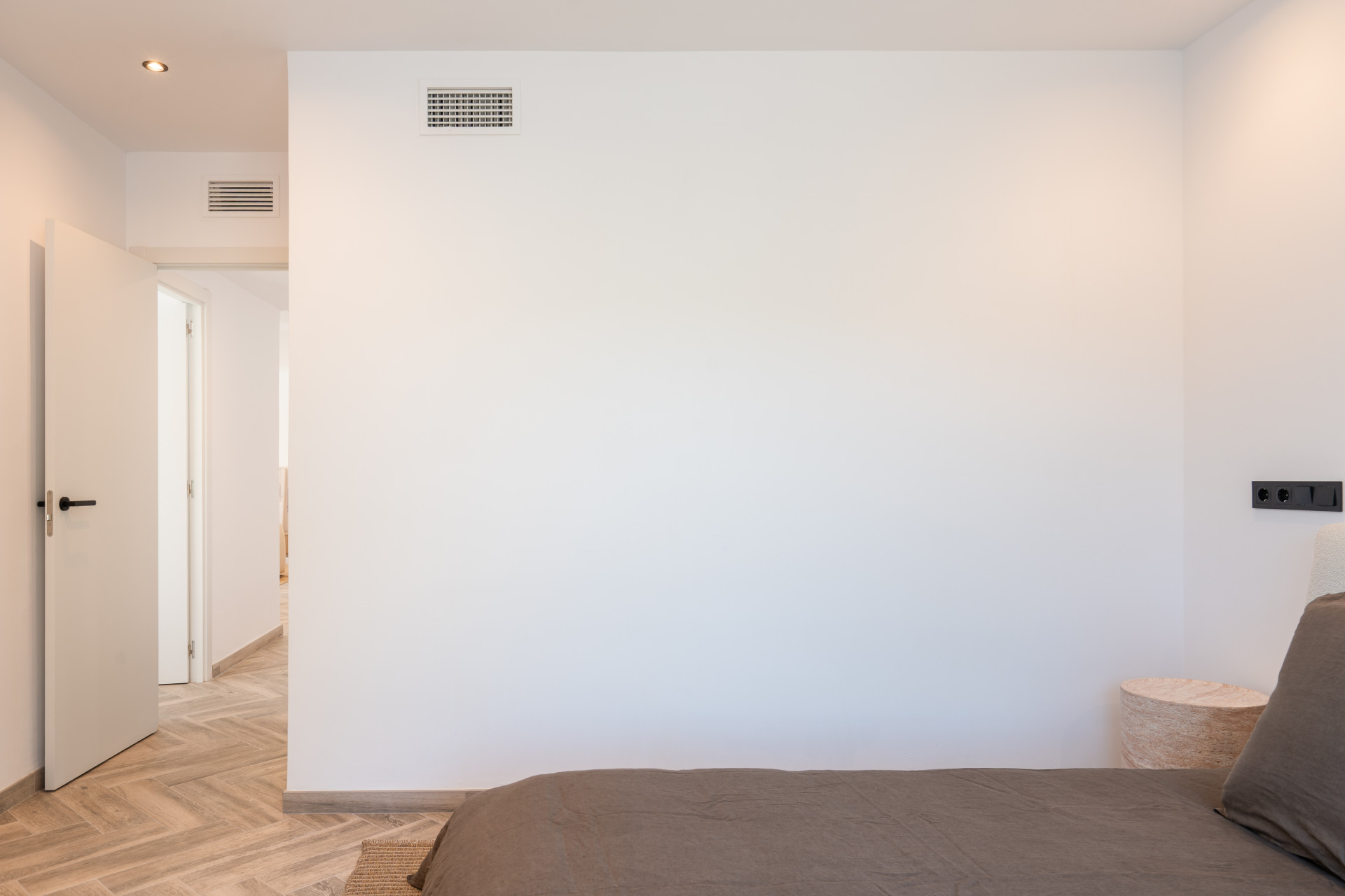 3 Bedroom Penthouse in Benahavís - Photo 20