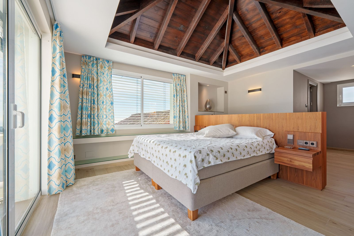 9 Bedroom Villa in Benahavís - Foto 49