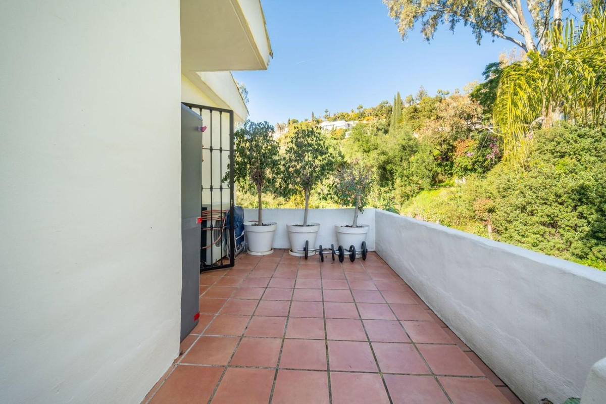3 Bedroom Apartment in Benahavís - Foto 14