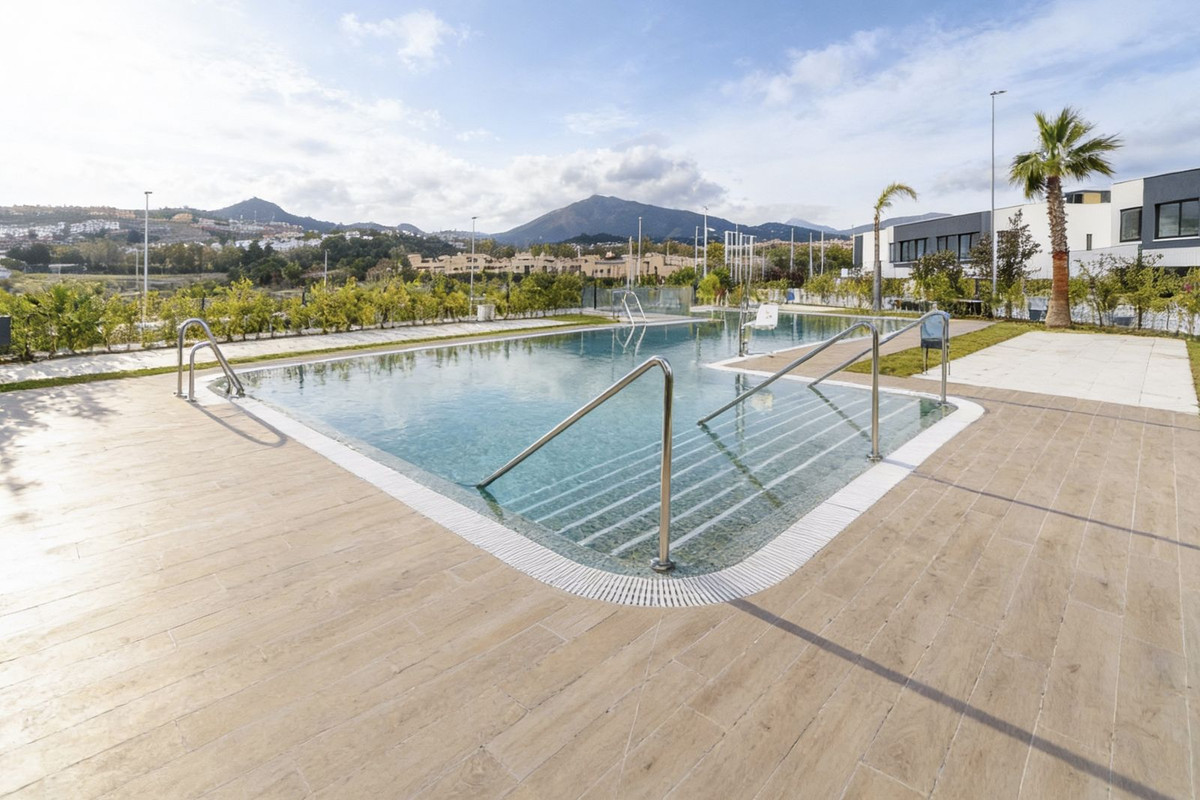 3 Bedroom Villa in Estepona - Photo 4