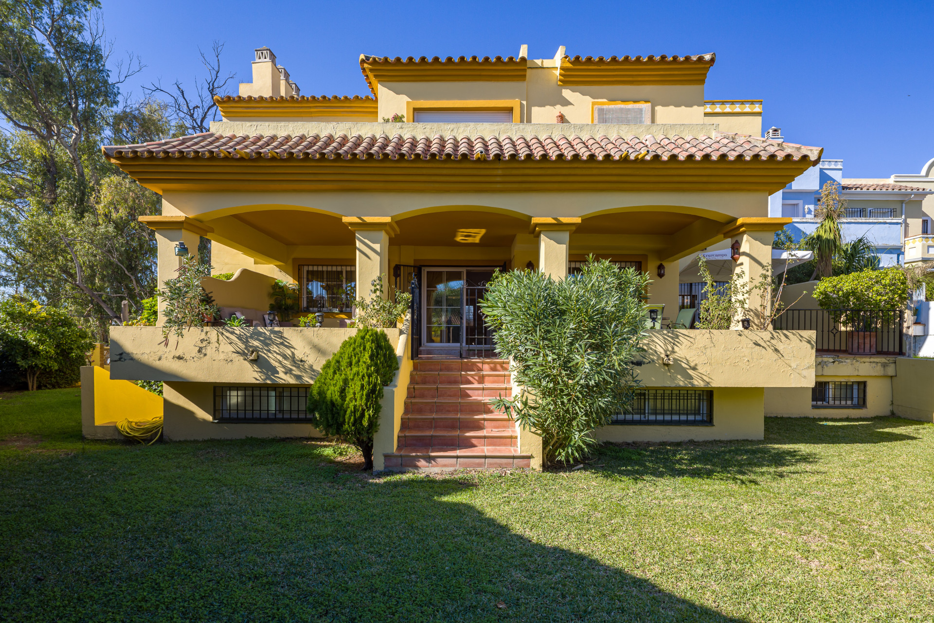 5 Bedroom Villa in San Pedro de Alcántara - Фото 40