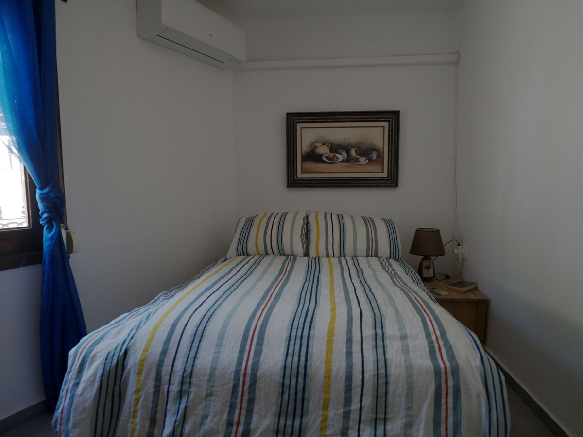 5 Bedroom Villa in Fuengirola - Photo 50