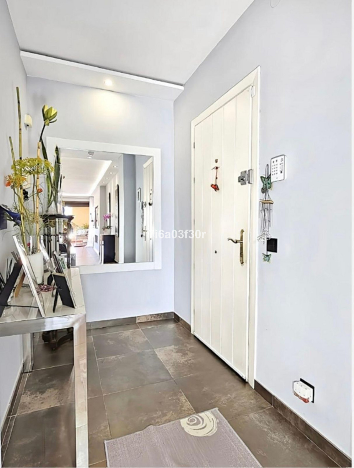 2 Bedroom Apartment in Estepona - Foto 10