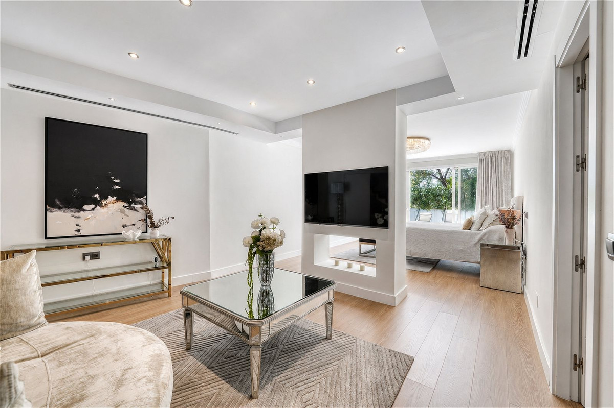 4 Bedroom Villa in Benahavís - Foto 8